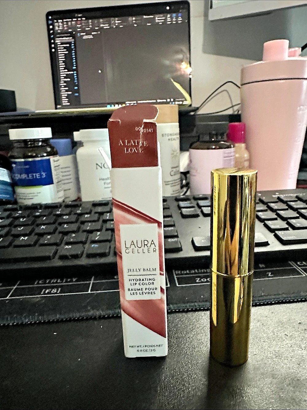 Laura Geller Jelly Balm Hydrating Lip Color A Latte Love Pink Lip Balm NWT